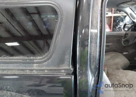 2002 Toyota Tacoma z USA, uszkodzony, nr VIN 5TEPM62NX2Z129705